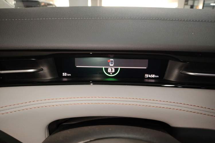 Used Volkswagen ID.7 VIZZION 2024 AIR model Instrument Cluster