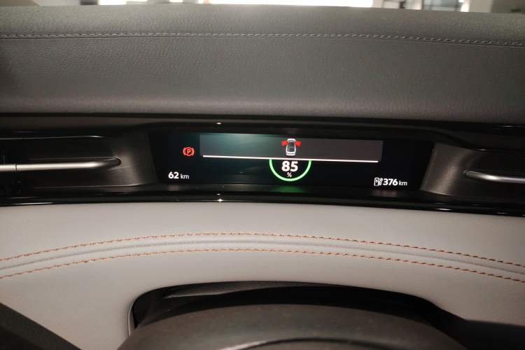 Used Volkswagen ID.7 VIZZION 2024 AIR model Instrument Cluster