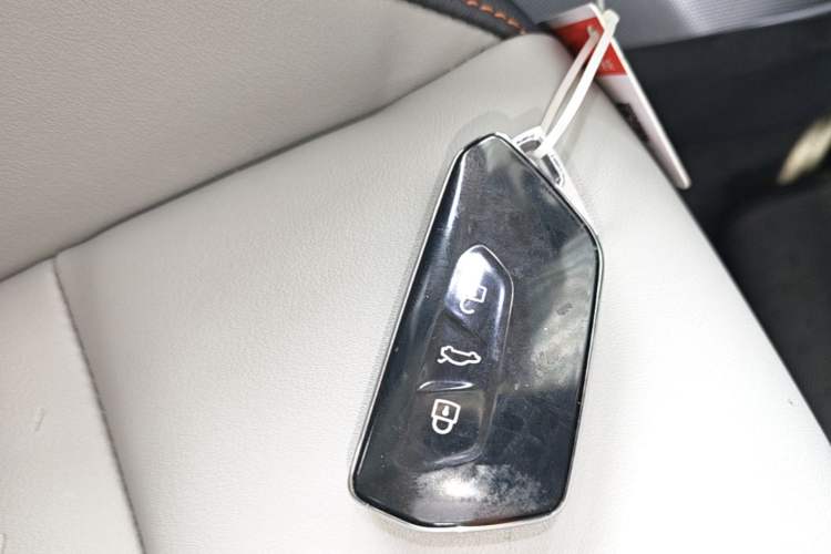 Used Volkswagen ID.7 VIZZION 2024 AIR model Interior 1