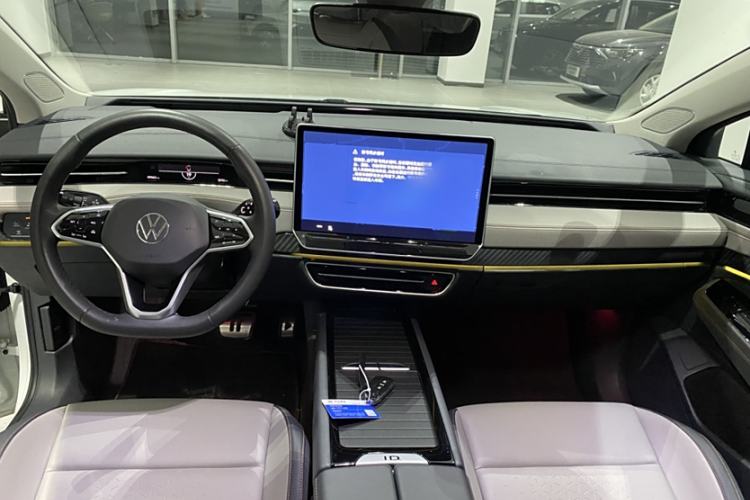 Used Volkswagen ID.7 VIZZION 2024 AIR model Interior 1