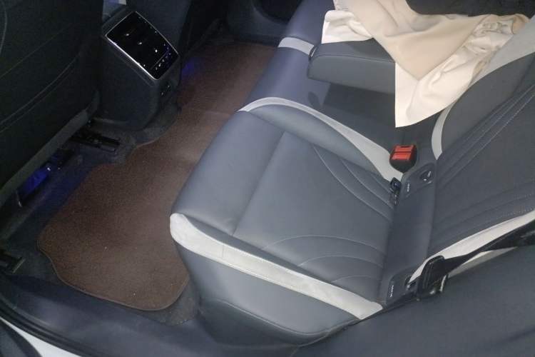 Used Volkswagen ID.7 VIZZION 2024 PRO Model Interior 1