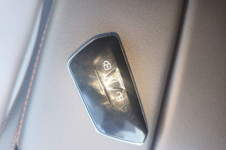 Used Volkswagen ID.7 VIZZION 2024 AIR model Interior 1