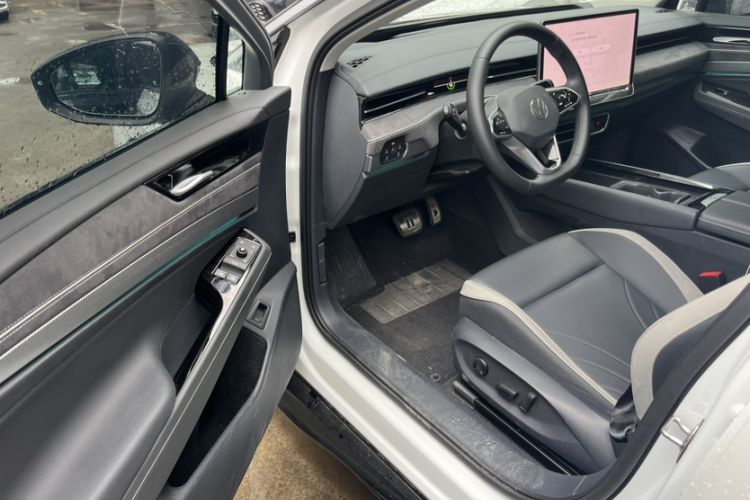 Used Volkswagen ID.7 VIZZION 2024 First Edition Interior 2