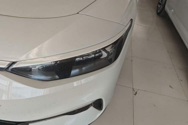 Used Volkswagen ID.7 VIZZION 2024 PRO Model Left Front Headlight