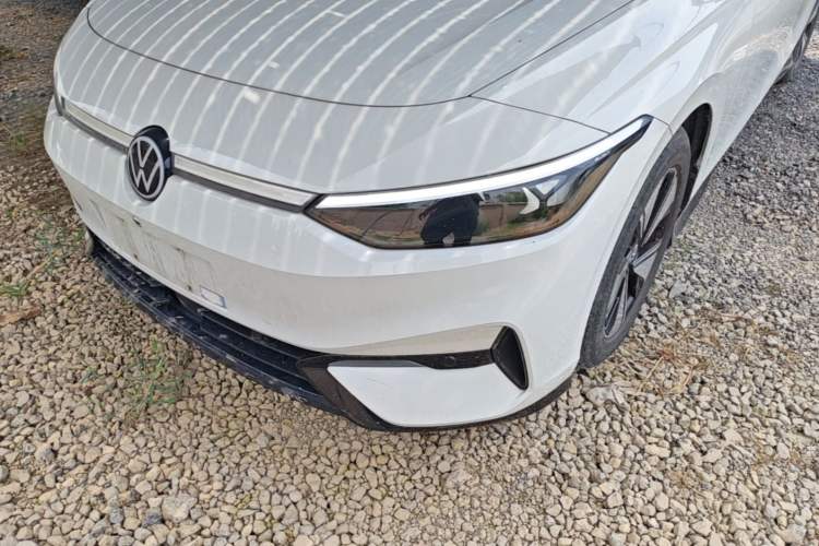 Used Volkswagen ID.7 VIZZION 2024 AIR model Left Front Headlight