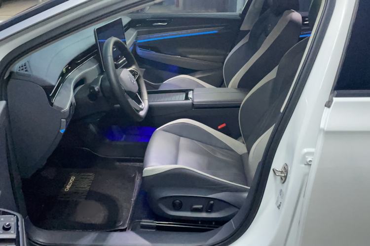 Used Volkswagen ID.7 VIZZION 2024 PRO Model Left Front Seat