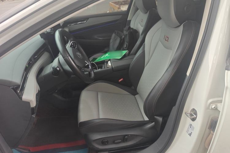 Used Volkswagen ID.7 VIZZION 2024 AIR model Left Front Seat