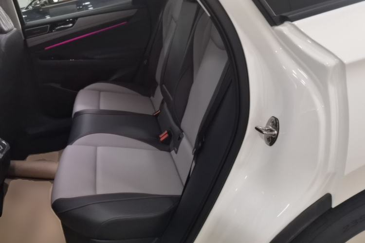 Used Volkswagen ID.7 VIZZION 2024 AIR model Left Rear Seat