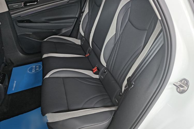 Used Volkswagen ID.7 VIZZION 2024 PRO Model Left Rear Seat