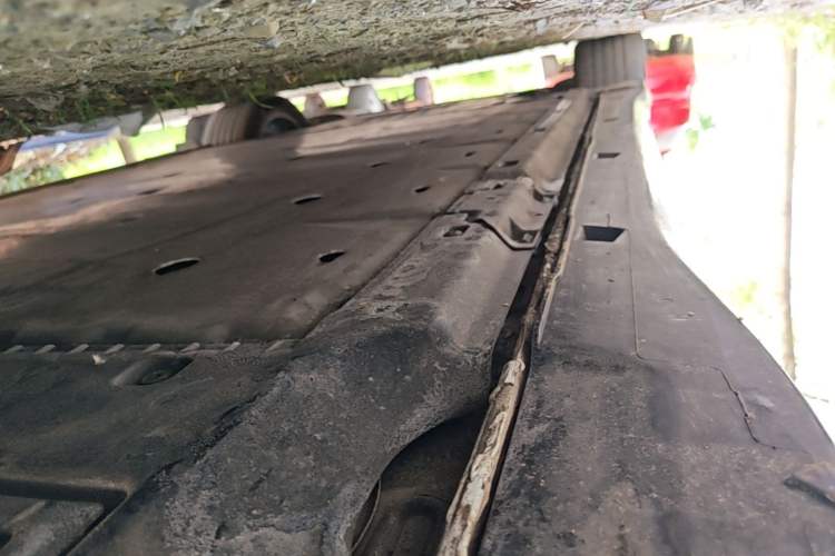 Used Volkswagen ID.7 VIZZION 2024 PRO Model Left Side Sill