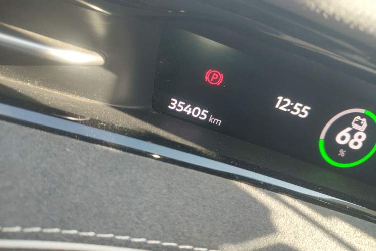 Used Volkswagen ID.7 VIZZION 2024 First Edition Odometer Close Up