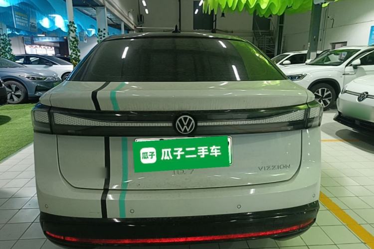 Used Volkswagen ID.7 VIZZION 2024 PRO Model Rear