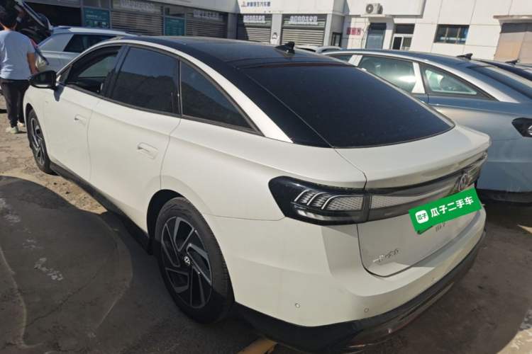 Used Volkswagen ID.7 VIZZION 2024 PRO Model Rear Left 45 Deg