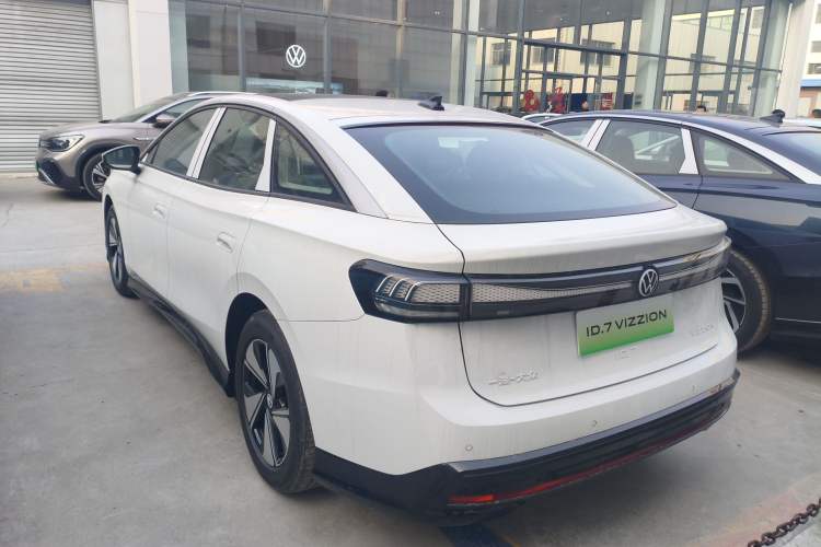 Used Volkswagen ID.7 VIZZION 2024 AIR model Rear Left 45 Deg