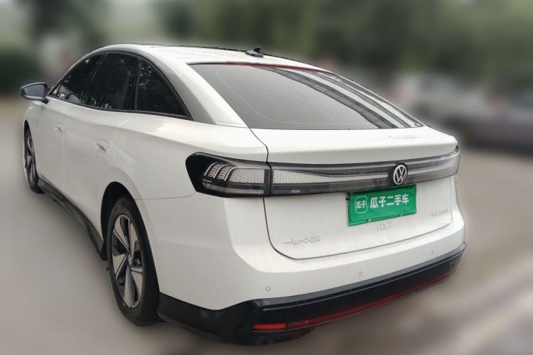 Used Volkswagen ID.7 VIZZION 2024 AIR model Rear Left 45 Deg