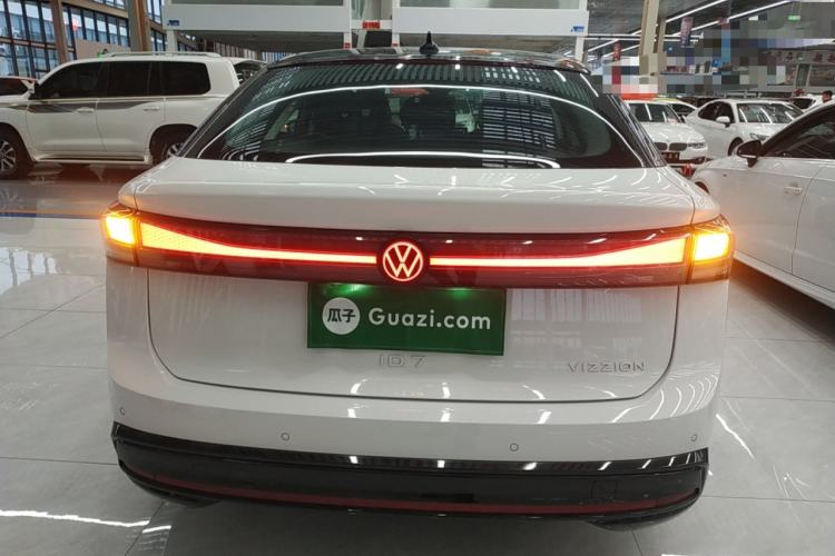 Used Volkswagen ID.7 VIZZION 2024 AIR model Rear