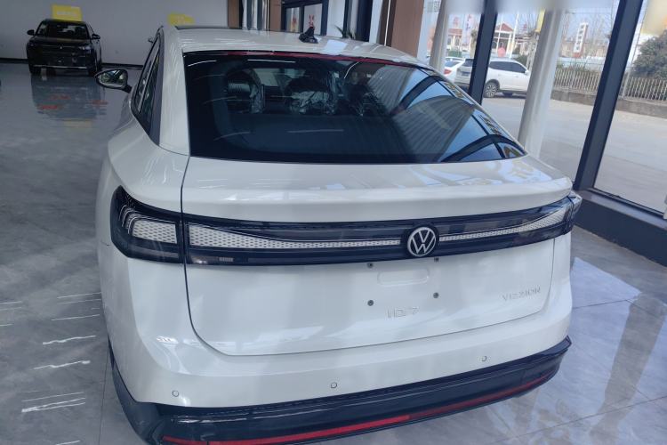 Used Volkswagen ID.7 VIZZION 2024 AIR model Rear