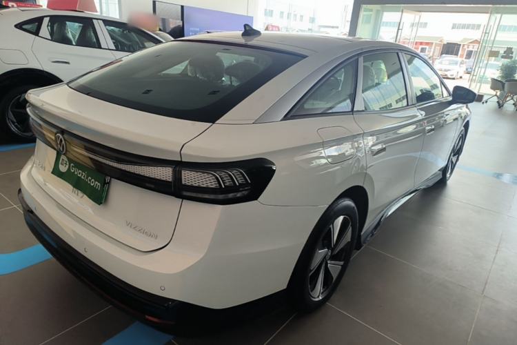 Used Volkswagen ID.7 VIZZION 2024 AIR model Rear Right 45 Deg