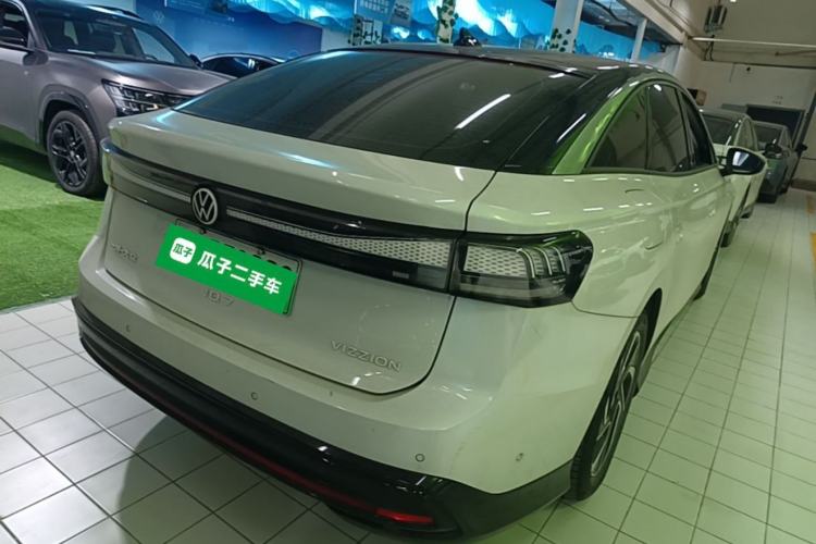 Used Volkswagen ID.7 VIZZION 2024 PRO Model Rear Right 45 Deg
