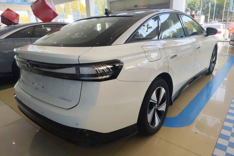 Used Volkswagen ID.7 VIZZION 2024 AIR model Rear Right 45 Deg