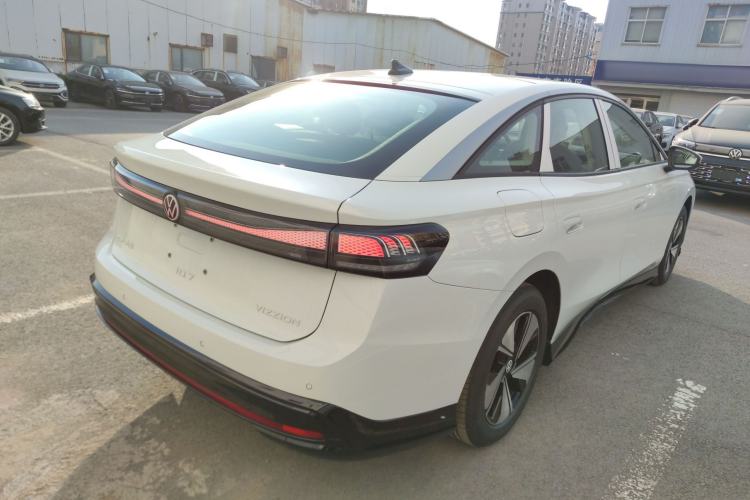 Used Volkswagen ID.7 VIZZION 2024 AIR model Rear Right 45 Deg