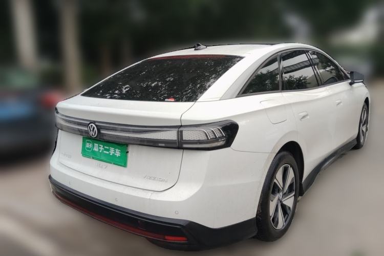 Used Volkswagen ID.7 VIZZION 2024 AIR model Rear Right 45 Deg