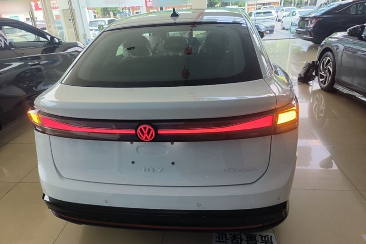 Used Volkswagen ID.7 VIZZION 2024 AIR model Rear