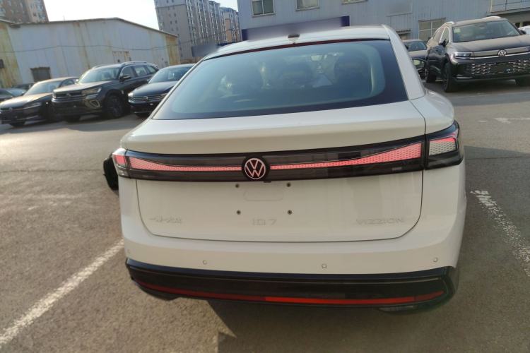 Used Volkswagen ID.7 VIZZION 2024 AIR model Rear