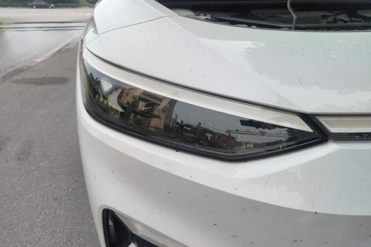 Used Volkswagen ID.7 VIZZION 2024 PRO Model Right Front Headlight