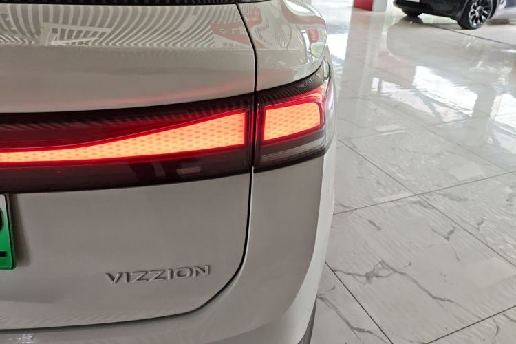 Used Volkswagen ID.7 VIZZION 2024 AIR model Right Rear Taillight