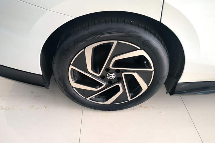 Used Volkswagen ID.7 VIZZION 2024 PRO Model Right Rear Wheel Hub