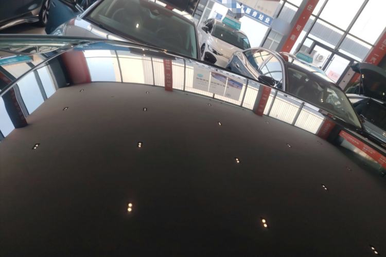 Used Volkswagen ID.7 VIZZION 2024 AIR model Roof