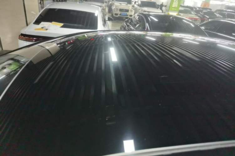 Used Volkswagen ID.7 VIZZION 2024 PRO Model Roof