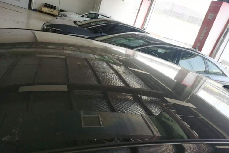 Used Volkswagen ID.7 VIZZION 2024 AIR model Roof