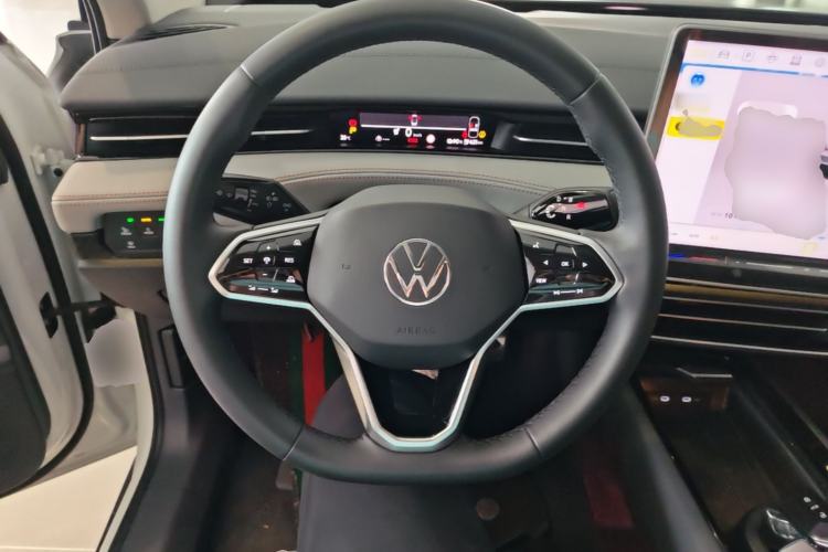 Used Volkswagen ID.7 VIZZION 2024 AIR model Steering Wheel