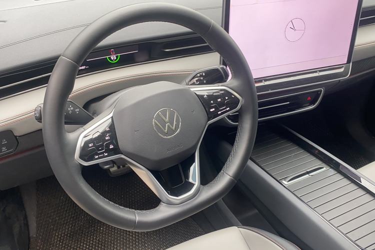 Used Volkswagen ID.7 VIZZION 2024 AIR model Steering Wheel
