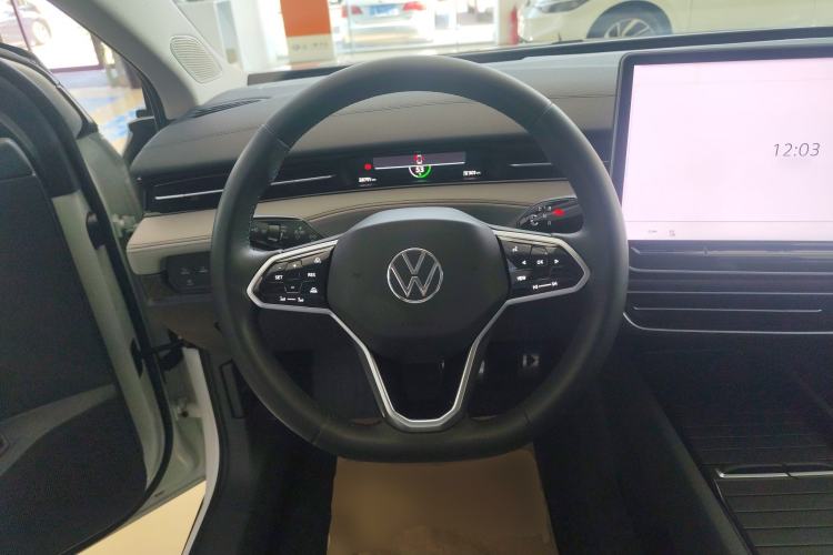 Used Volkswagen ID.7 VIZZION 2024 AIR model Steering Wheel