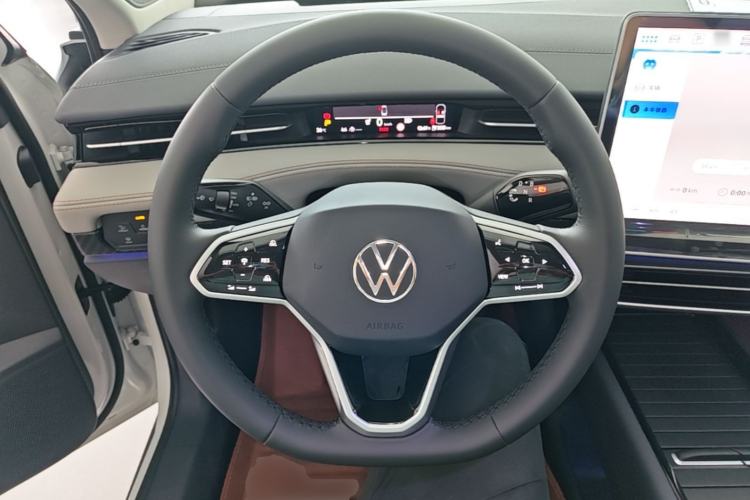 Used Volkswagen ID.7 VIZZION 2024 AIR model Steering Wheel