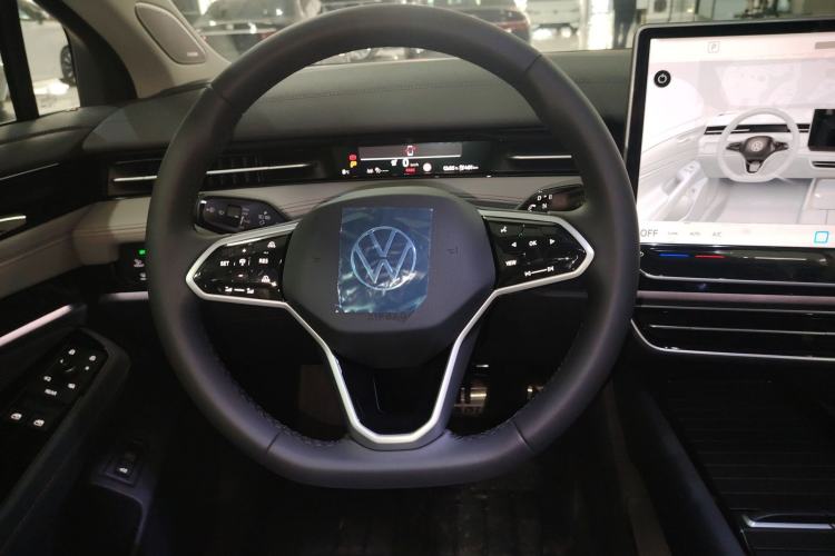 Used Volkswagen ID.7 VIZZION 2024 AIR model Steering Wheel