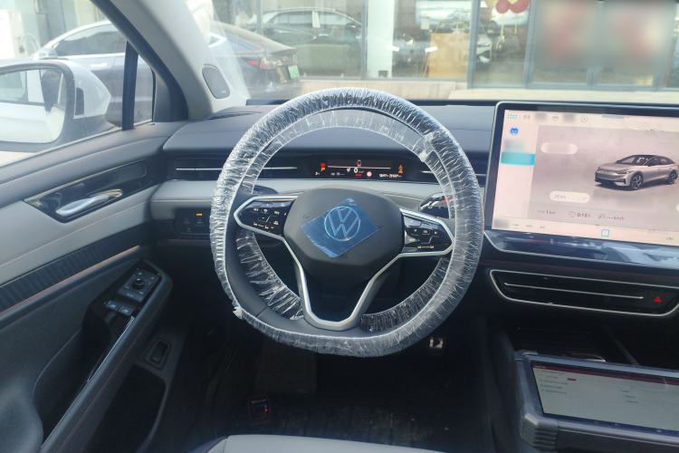 Used Volkswagen ID.7 VIZZION 2024 AIR model Steering Wheel