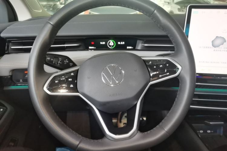 Used Volkswagen ID.7 VIZZION 2024 AIR model Steering Wheel
