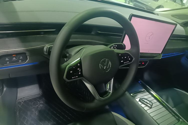 Used Volkswagen ID.7 VIZZION 2024 PRO Model Steering Wheel