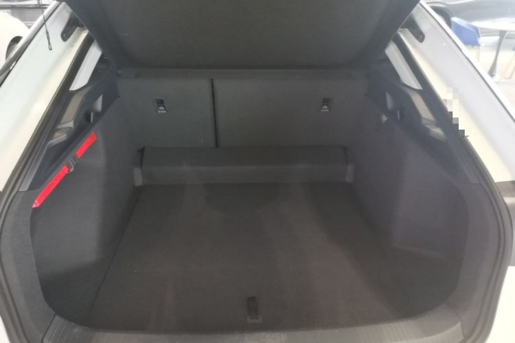 Used Volkswagen ID.7 VIZZION 2024 PRO Model Trunk