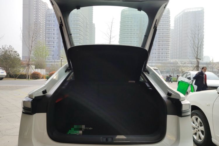 Used Volkswagen ID.7 VIZZION 2024 AIR model Trunk