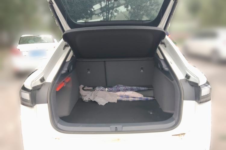 Used Volkswagen ID.7 VIZZION 2024 AIR model Trunk