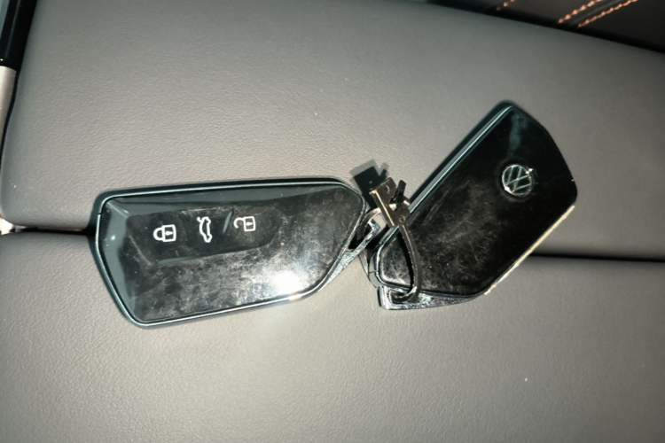 Used Volkswagen ID.7 VIZZION 2024 AIR model Vehicle Key