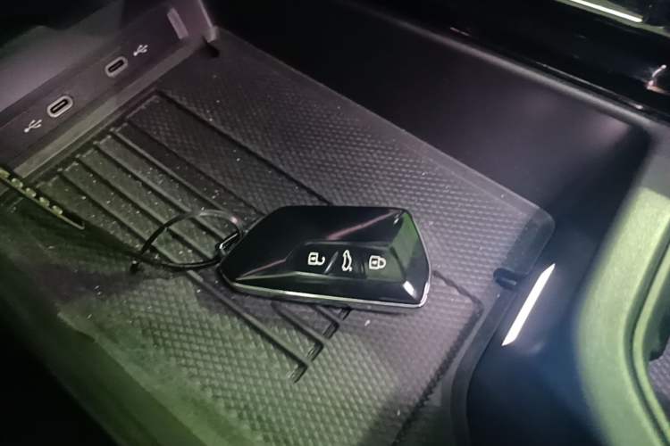 Used Volkswagen ID.7 VIZZION 2024 PRIME Vehicle Key