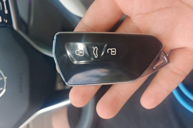 Used Volkswagen ID.7 VIZZION 2024 First Edition Vehicle Key