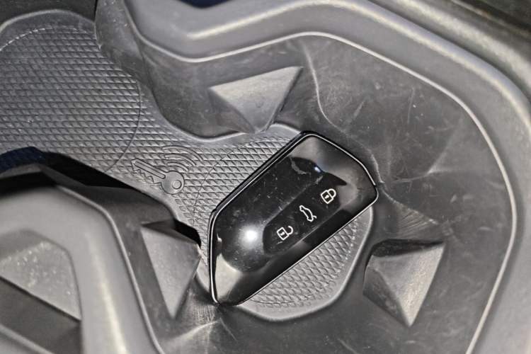 Used Volkswagen ID.7 VIZZION 2024 AIR model Vehicle Key