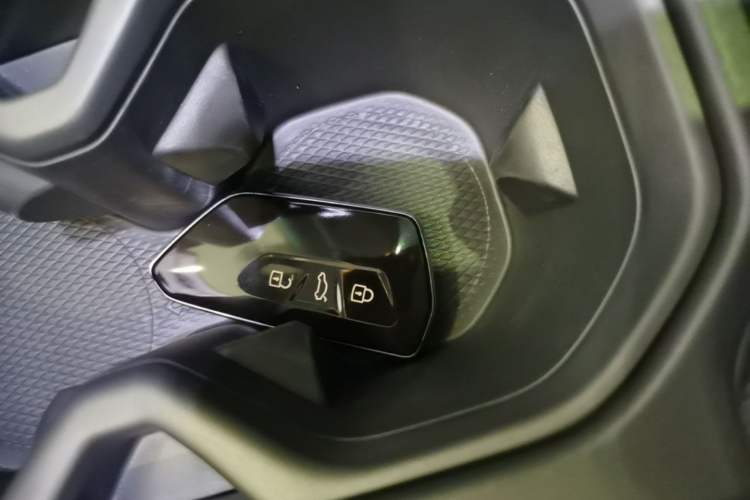 Used Volkswagen ID.7 VIZZION 2024 PRIME Vehicle Key
